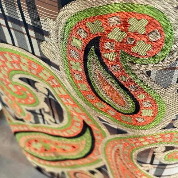 Worth strapless dress with bow and paisley accent. Size 8. - Picture 3 of 3